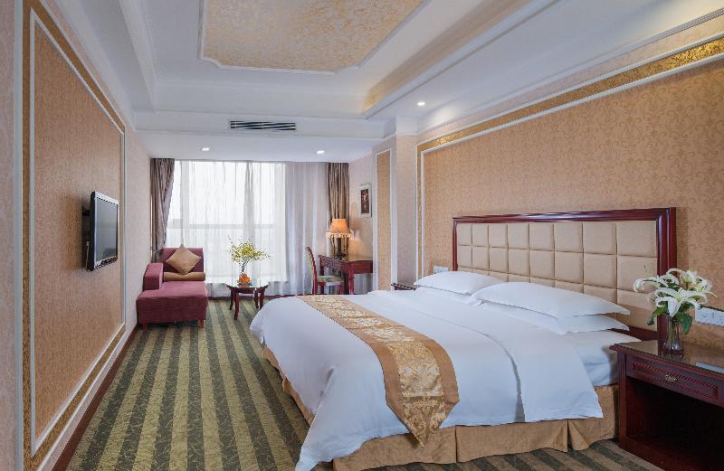 Vienna Hotel Shenzhen Exhibitian Center 2Nd Exteriér fotografie